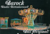 Kinder-Kettenkarussell "Barock-Flieger" Beleuchtetes Kinder-Kettenkarussell bei Nacht