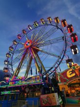 Riesenrad von Willenborg Beleuchtetes Riesenrad bei Dunkelheit
