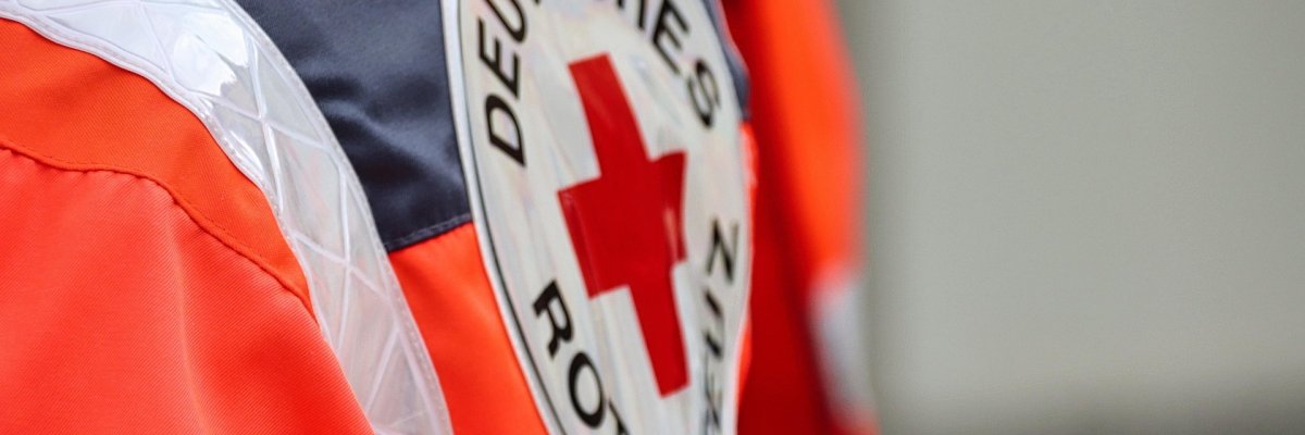 Jacke des Roten Deutschen Kreuzes von hinten